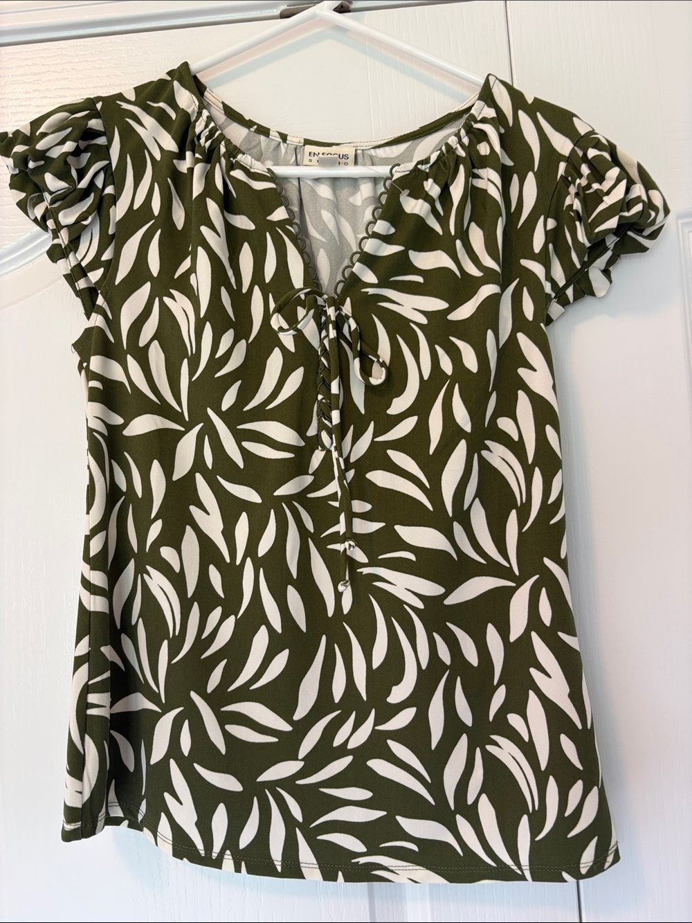 Enfocus Studio Olive and White Leaf-Print Tie-Front Blouse